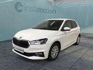 Skoda Fabia, l MPI SMART LINK, Jahr 2022 - München