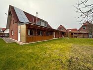 Einfamilienhaus mit Doppelgarage u. Carport - Stemwede