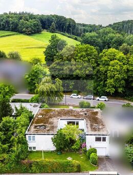 Verwirklichen Sie Ihre Wohnträume! Bungalow mit hoher Grundfläche! - Gummersbach
