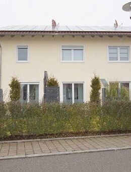 Moderne Doppelhaushälfte mit 2 Terrassen - Sünching