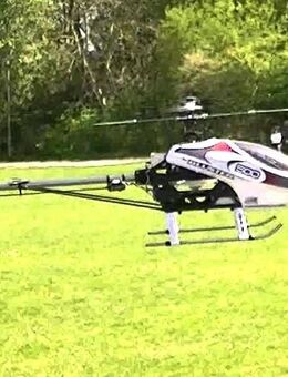 Helikopter CARSON BLUSTER 500 defekt - Düsseldorf