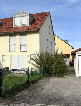 Vermietete (Nato-) Doppelhaushälfte in Eschenbach - Eschenbach (Oberpfalz)