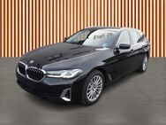 BMW 530, 7.0 i Luxury Line UPE 740, Jahr 2022 - Dresden