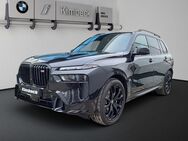 BMW X7, M60i xDrive M SPORT Massage Allradlenk, Jahr 2024 - Eggenfelden