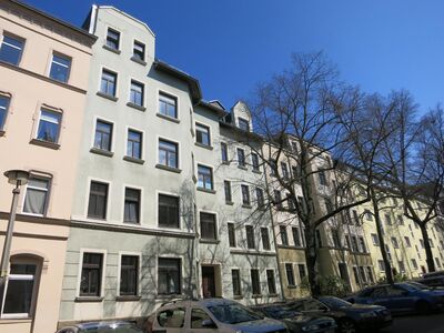 *noch dieses Jahr einziehen und 2 Monate Nettokaltmietfrei wohnen* - 2-Raumwohnung mit Wannenbad und Balkon