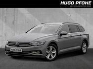 VW Golf Variant, 2.0 TDI Passat Business, Jahr 2023 - Schwerin