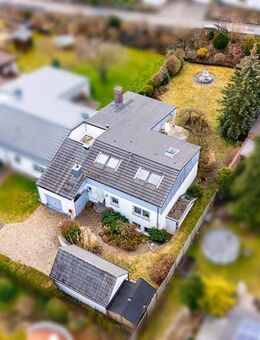 HEGERICH: Von Gartentraum & jede menge Platz - komfortabel ausgebautes Einfamilienhaus in Cadolzburg - Cadolzburg