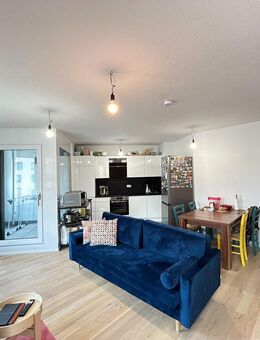 ELVIRA, Pasing - Helle und moderne 2-Zimmer-Wohnung mit Loggia - München