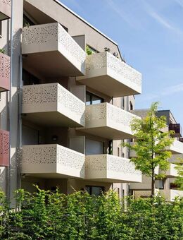 Lichtdurchflutete Maisonette mit hochwertiger Ausstattung inkl. Einbauküche - Stein (Bayern)
