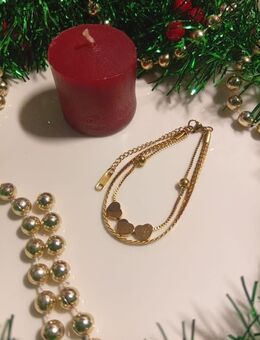 Elegantes mehrreihiges Armband mit Herzanhänger - Viernheim