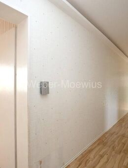 Lichtdurchflutetes Wohnhaus mit bis zu 3 Einheiten, 2 EBK, Terrasse, Balkon, Garten und Garage - Morsbach