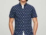 Tommy Hilfiger Kurzarmhemd MINI PALM PRINT SF SHIRT mit zweifarbigen Print