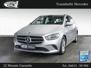 Mercedes B 180, d Style-Paket, Jahr 2020 - Bad Nauheim