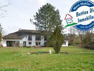 DIETZ: Ehemalige Unternehmervilla in einer Babenhäuser Waldrandlage zu verkaufen! Gewerbegebiet! - Babenhausen (Hessen)