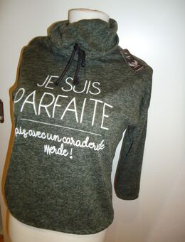 Kapuzenpulli mit Aufschrift "Je suis Parfaite" - Gr. M - Freilassing