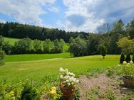 Wohnen im Feriengebiet Chiemgau mit unverbaubarem Blick auf Wiesen, Felder, Berge - Siegsdorf