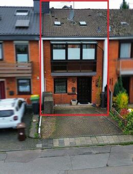 Overath-Vilkerath: Reihenmittelhaus in zentraler Lage - Overath