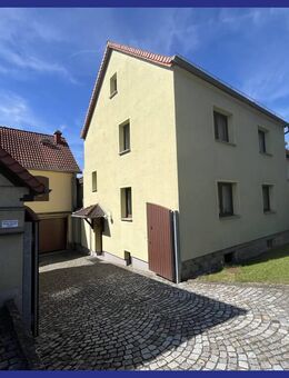 Schönes Einfamilienhaus mit tollem Garten - Harth-Pöllnitz