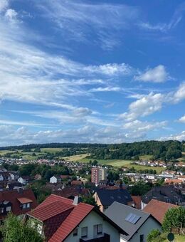 Einfamilienhaus mit Einliegerwohnung im Erdgeschoß, in sehr guter Lage. Innenstadtnah und doch ruhig gelegen. - Bad Orb