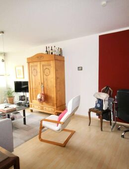 Nur für kurze Zeit 1/2 Provision! Mehr Wohnung als Sie erwarten - zentral in Bremen ab September frei! - Bremen