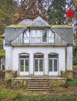 Einmalige Gelegenheit! Denkmalgeschützte Villa in Alleinlage - Aachen
