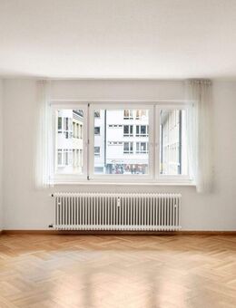 IMMORath.de - 5-Zimmer-Wohnung in der Stadt mit 2-Zimmer-Wohnung und TG-Stellplatz - Freiburg (Breisgau)