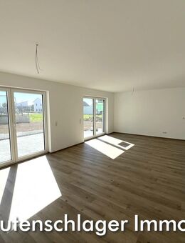 Effizient, großzügig & modern! NEUBAU-Doppelhaushälfte mit Doppelgarage in Deining bei Neumarkt/Opf. - Deining