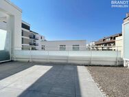 Zwischen Winterhuder Markt und Stadtpark. Mod. 4 Zi.-Wohnung mit 2 Bädern, Lift, Terrasse u. 2x TG! - Hamburg