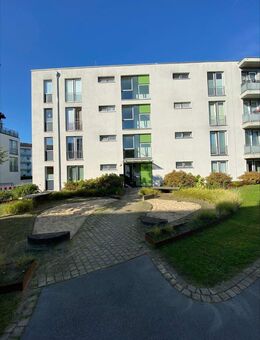 Gepflegte, helle 2-Zimmer-Wohnung mit Balkon in Innenstadtnähe - Elmshorn