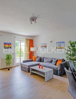 Sonnenuntergang inklusive - Traumhafte 2-Zimmer-Wohnung mit 35 m² Dachterrasse - Karlsfeld