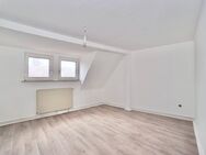 Frisch renovierte 3-Zimmer-Dachgeschosswohnung - Helmstedt
