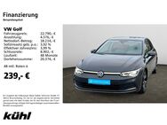 VW Golf, 1.5 VIII eTSI Style, Jahr 2021 - Hildesheim