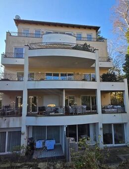 Helle Wohnung in Grunewald mit Garten, Terrassen, Sauna, EBK, Kamin, Tiefgarage, Seezugang - Berlin