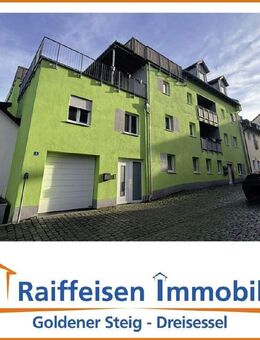 Modern & historisch! Kernsaniertes Stadthaus mit 5 Wohnungen - Waldkirchen