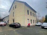 Freist. 4-Fam.-Haus mit viel Wohnfläche und großem Grundstück - Bochum