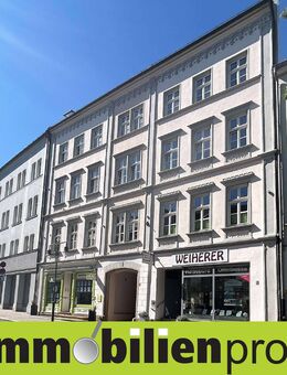 43015 - Stilvolle 3-Zimmer-Altbauwohnung mit Einbauküche im Stadtzentrum von Hof - Hof