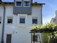 Gepflegtes Einfamilienhaus mit vermieteter Einliegerwohnung in ruhiger Lage von Homburg- Erbach - Homburg