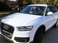 Audi Q3 2.0 TDI quattro S-Tronic S-Line Automatik/Klima/Navi/SHZ/AHK abnehmbar/ neuwertige Winterreifen auf Alufelge - Osterburg (Altmark)