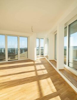 Traumhafter Ausblick! 2,5-Zimmer-Whg mit Gäste Bad, umlaufendem Balkon und Einbauküche - Regensburg