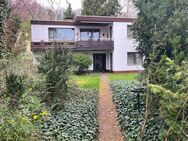 PROVISIONSFREI: großes und ruhig gelegenes Einfamilienhaus mit Garten und Doppelgarage in Zirndorf / alte Veste - Zirndorf
