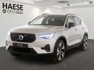 Volvo XC40, B3 Plus Dark EU6d ° Privacyglas, Jahr 2024 - Wiesbaden Kastel