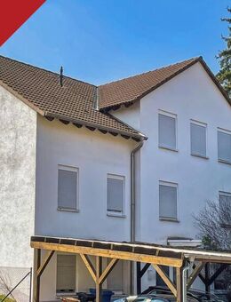 Vermietete Doppelhaushälfte mit kleinem Garten - Reichenbach-Steegen