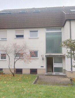 2-Zimmer-DG-Wohnung mit Balkon in Stuttgart-Sommerain - Stuttgart