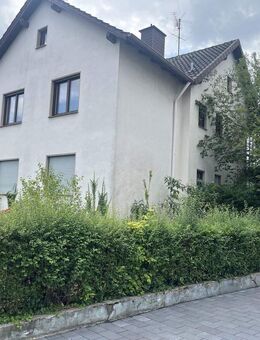 Paderborn Südstadt: Zweifamilienhaus mit großem Garten gen Süden - Paderborn