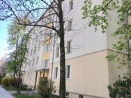Striesen: 2-Zimmerwohnung mit Wannenbad - Dresden