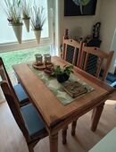 Verkaufe Wohnzimmertisch und 5 Stühle in 12529