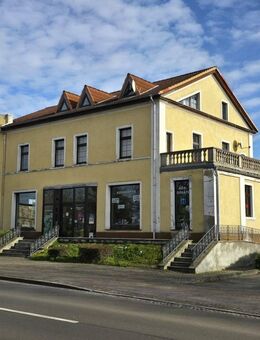 Mehrfamilienhaus mit Ladeneinheit - Neustadt (Dosse)