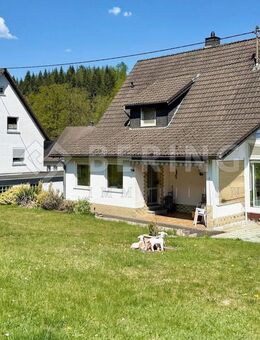 EINFAMILIENHAUS IN RUHIGER SONNENLAGE I HILCHENBACH-DAHLBRUCH - Hilchenbach