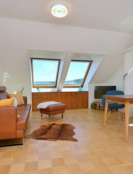 Wunderschön möblierte Wohnung mit Balkon und tollem Blick in Botnang - Stuttgart