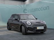 MINI Cooper S, E, Jahr 2023 - München